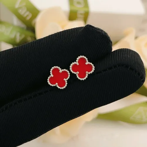 Replica Van Cleef & Arpels Earrings For Women #1413523 $25.00 USD for Wholesale
