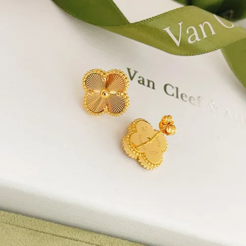 Replica Van Cleef & Arpels Earrings For Women #1413542 $25.00 USD for Wholesale