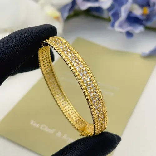 Replica Van Cleef & Arpels Bracelets #1414295 $32.00 USD for Wholesale
