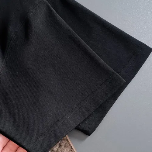 Replica LOEWE T-Shirts Short Sleeved For Unisex #1414584 $42.00 USD for Wholesale