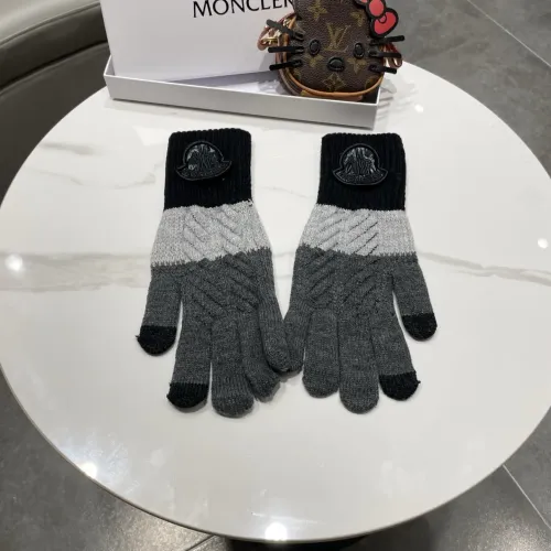 Moncler Gloves For Women #1414811