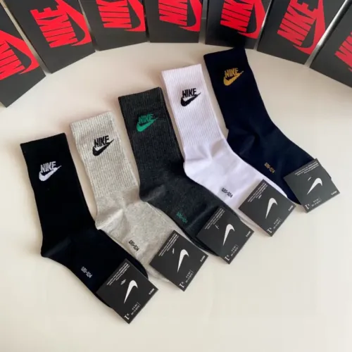 Replica Nike Socks #1414823 $29.00 USD for Wholesale