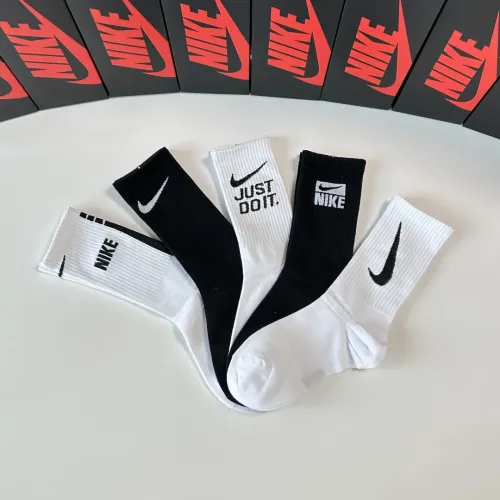 Replica Nike Socks #1414887 $29.00 USD for Wholesale