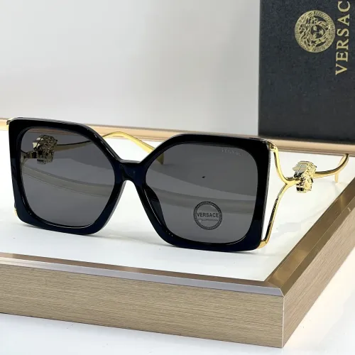 Versace AAA Quality Sunglasses #1415132