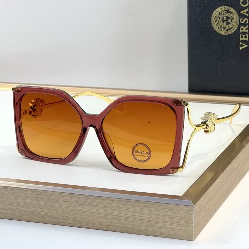 Versace AAA Quality Sunglasses #1415137