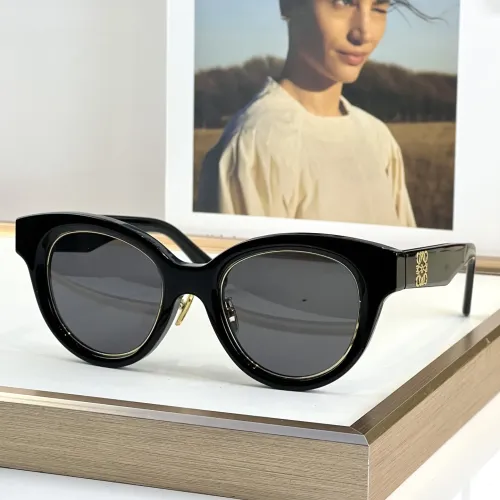LOEWE AAA Quality Sunglasses #1415223