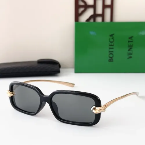 Bottega Veneta AAA Quality Sunglasses #1416230