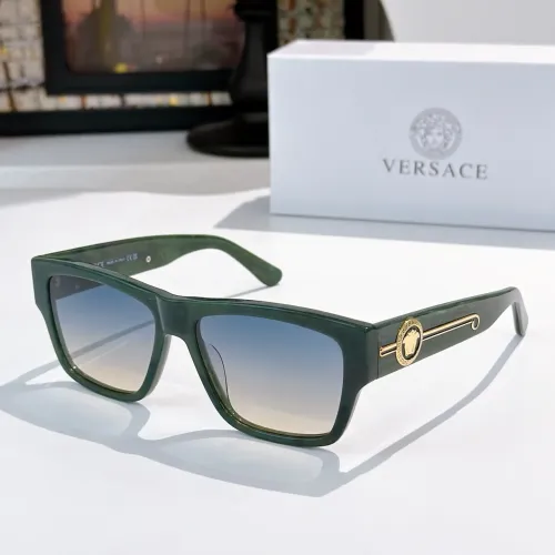 Versace AAA Quality Sunglasses #1416341