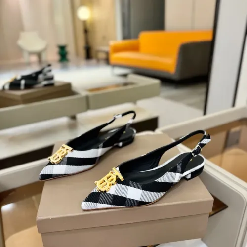 Burberry Sandal For Women #1417879