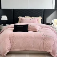 $150.00 USD Yves Saint Laurent YSL Bedding #1409313