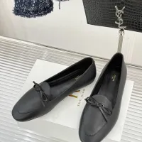 $108.00 USD Celine Flat Shoes For Women #1409409