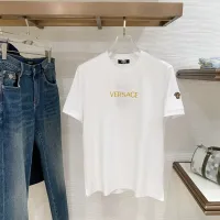 $92.00 USD Versace T-Shirts Short Sleeved For Men #1409782