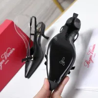 $115.00 USD Roger Vivier Sandal For Women #1409971