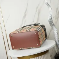 $105.00 USD Burberry AAA Quality Handbags For Women #1410866