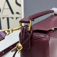 $128.00 USD LOEWE AAA Quality Messenger Bags For Women #1411157