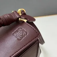 $98.00 USD LOEWE AAA Quality Messenger Bags For Women #1411167