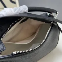 $105.00 USD LOEWE AAA Quality Messenger Bags For Women #1411201