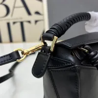 $98.00 USD LOEWE AAA Quality Messenger Bags For Women #1411204