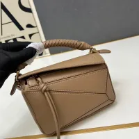 $98.00 USD LOEWE AAA Quality Messenger Bags For Women #1411211