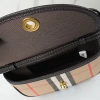 $96.00 USD Burberry AAA Quality Messenger Bags For Women #1411393