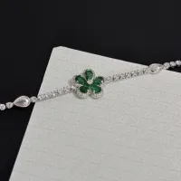 $48.00 USD Van Cleef & Arpels Bracelets For Women #1413296