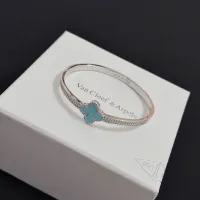 $48.00 USD Van Cleef & Arpels Bracelets For Women #1413297