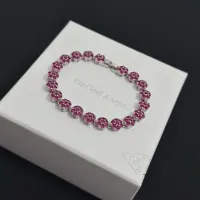 $52.00 USD Van Cleef & Arpels Bracelets For Women #1413299