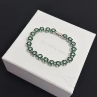 $52.00 USD Van Cleef & Arpels Bracelets For Women #1413300