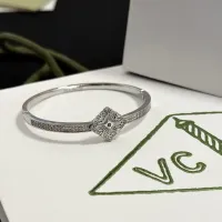 $48.00 USD Van Cleef & Arpels Bracelets For Women #1413412