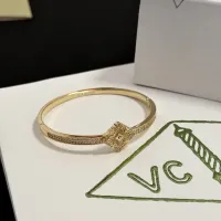 $48.00 USD Van Cleef & Arpels Bracelets For Women #1413413