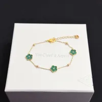$48.00 USD Van Cleef & Arpels Bracelets For Women #1413493