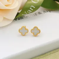 $25.00 USD Van Cleef & Arpels Earrings For Women #1413520