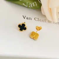 $25.00 USD Van Cleef & Arpels Earrings For Women #1413522
