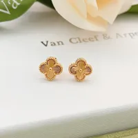 $25.00 USD Van Cleef & Arpels Earrings For Women #1413530