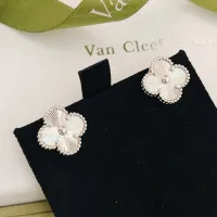 $25.00 USD Van Cleef & Arpels Earrings For Women #1413540