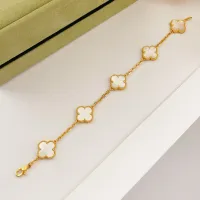 $34.00 USD Van Cleef & Arpels Bracelets For Women #1413742