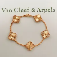 $34.00 USD Van Cleef & Arpels Bracelets For Women #1413744