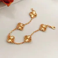 $34.00 USD Van Cleef & Arpels Bracelets For Women #1413744