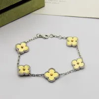 $32.00 USD Van Cleef & Arpels Bracelets For Women #1413847