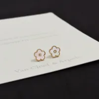 $36.00 USD Van Cleef & Arpels Earrings For Women #1413961