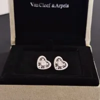 $36.00 USD Van Cleef & Arpels Earrings For Women #1413963