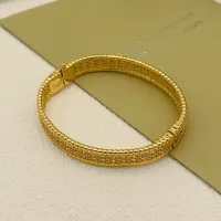 $32.00 USD Van Cleef & Arpels Bracelets #1414295