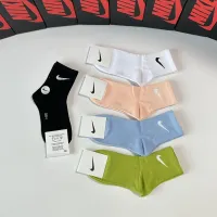 $27.00 USD Nike Socks #1414818