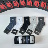 $29.00 USD Nike Socks #1414820