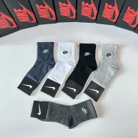 $29.00 USD Nike Socks #1414820
