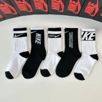 $29.00 USD Nike Socks #1414821