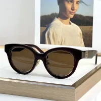 $60.00 USD LOEWE AAA Quality Sunglasses #1415221