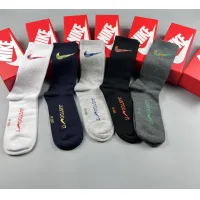 $29.00 USD Nike Socks #1415271