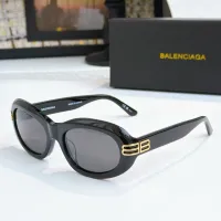$60.00 USD Balenciaga AAA Quality Sunglasses #1415392