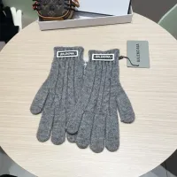 $40.00 USD Balenciaga Gloves For Women #1415584